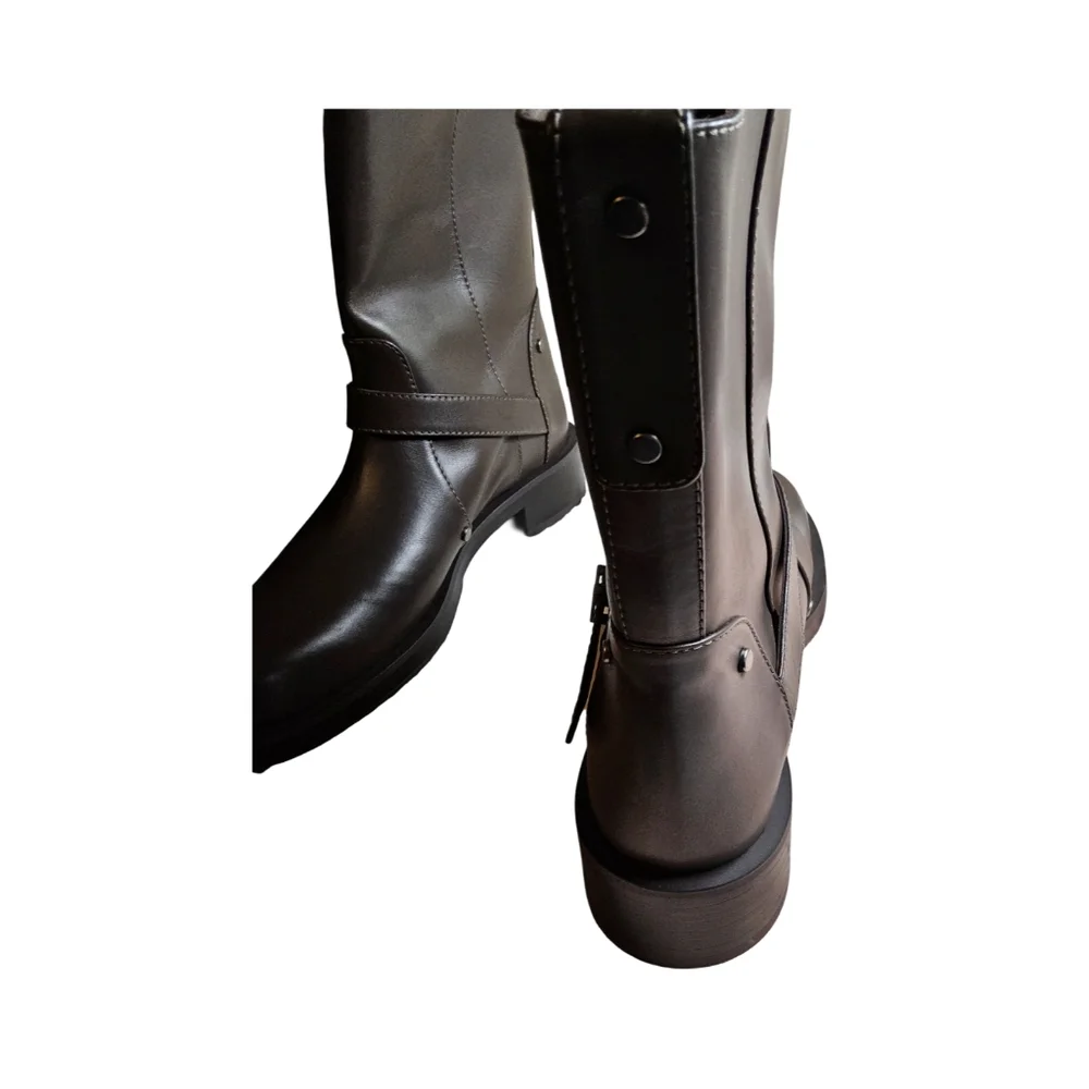 Stuart Weitzman womens 6.5 maverick pull on boots